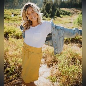 EUC Albion The Away Skirt in Yellow